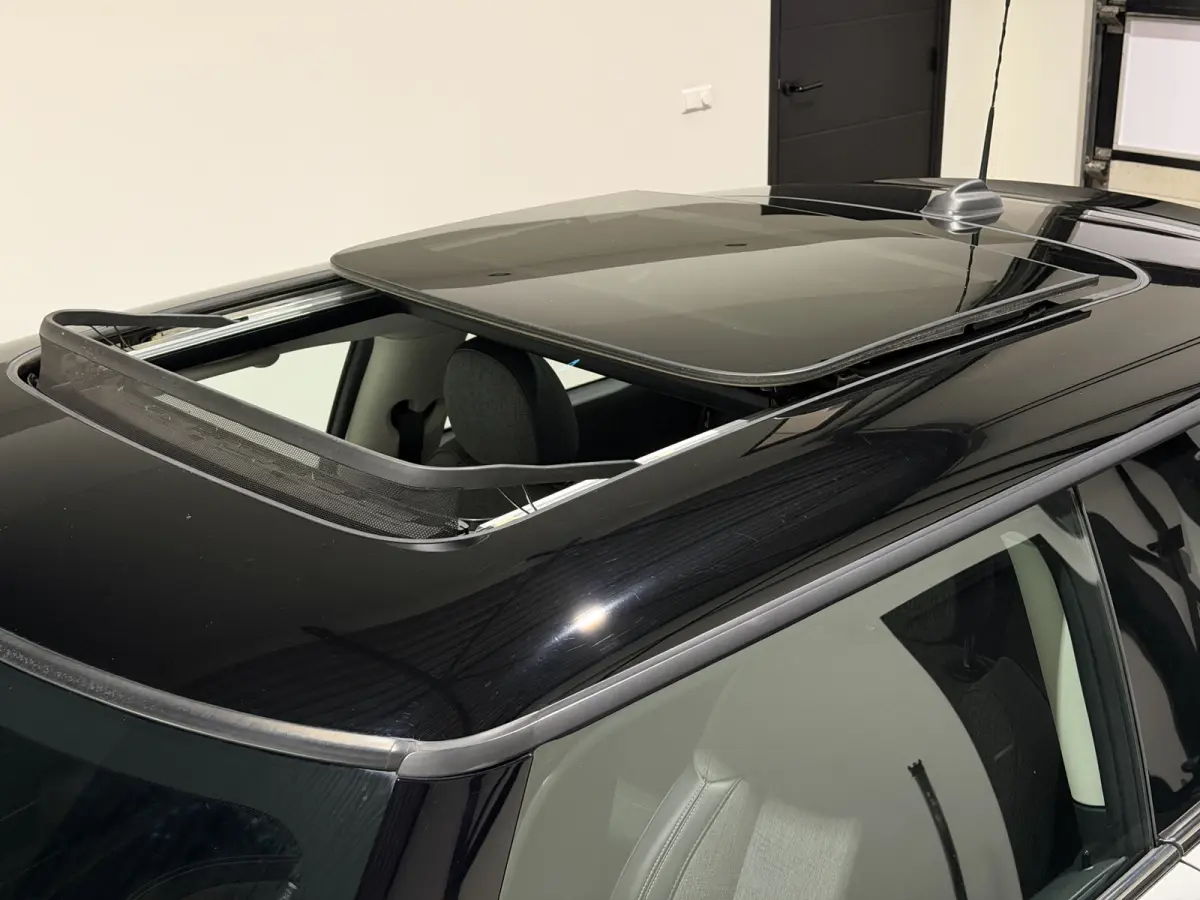 MINI Yours 33 kWh | SOH 95,3% | Panoramadak | Voorstoelen verwarmd | Apple CarPlay - Android Auto