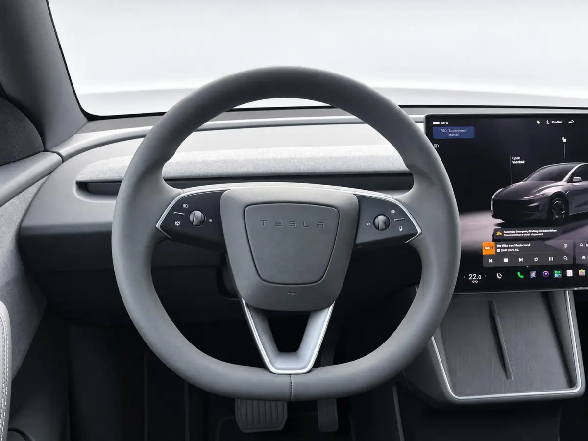 Standard RWD 58 kWh Panoramadak Navigatie Camera Adaptive Cruise Control Stoel- en stuurverwarming Dodehoekdetectie Elektrische achterklep Full Led Climate Control