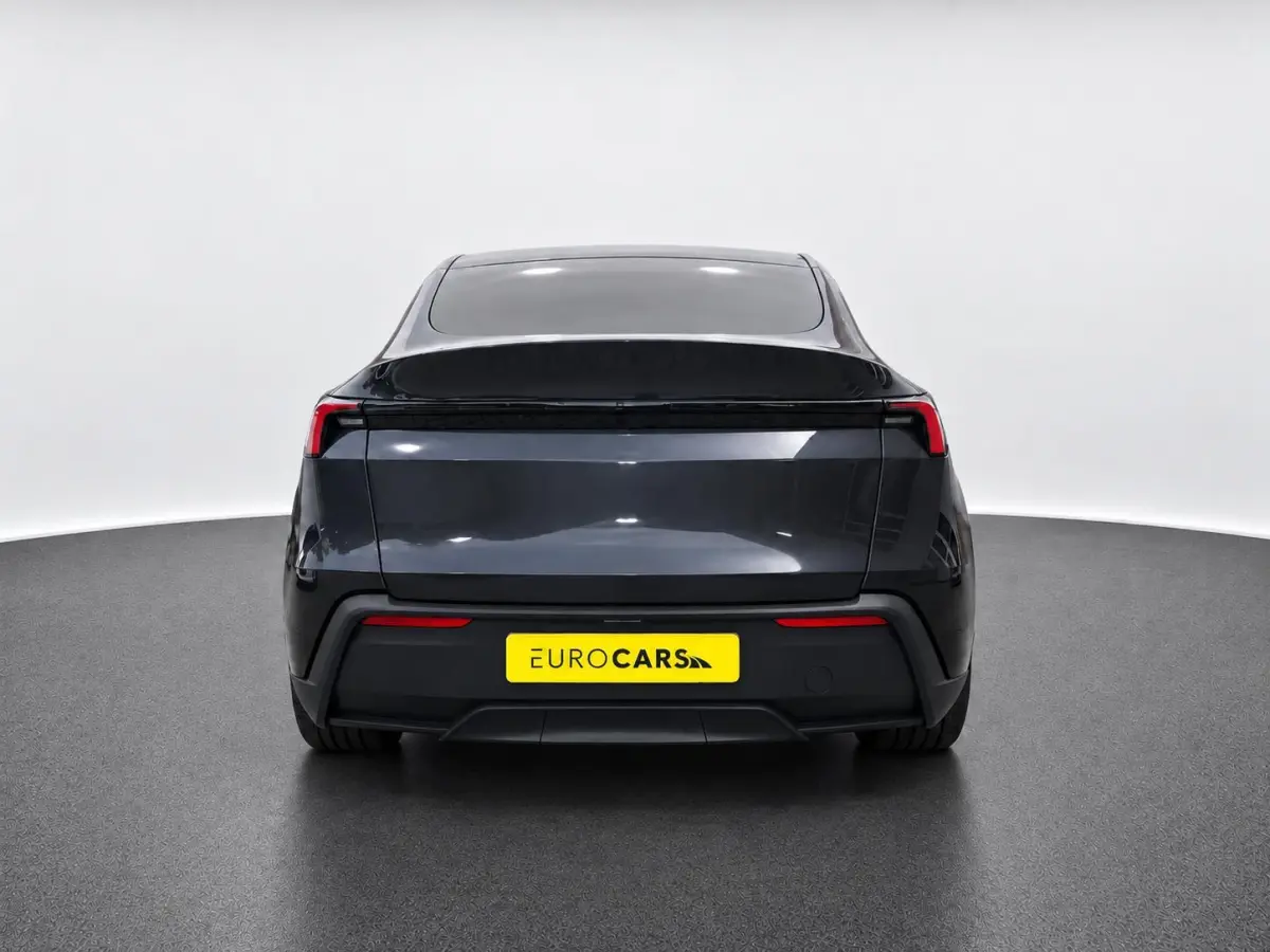 Standard RWD 58 kWh Panoramadak Navigatie Camera Adaptive Cruise Control Stoel- en stuurverwarming Dodehoekdetectie Elektrische achterklep Full Led Climate Control