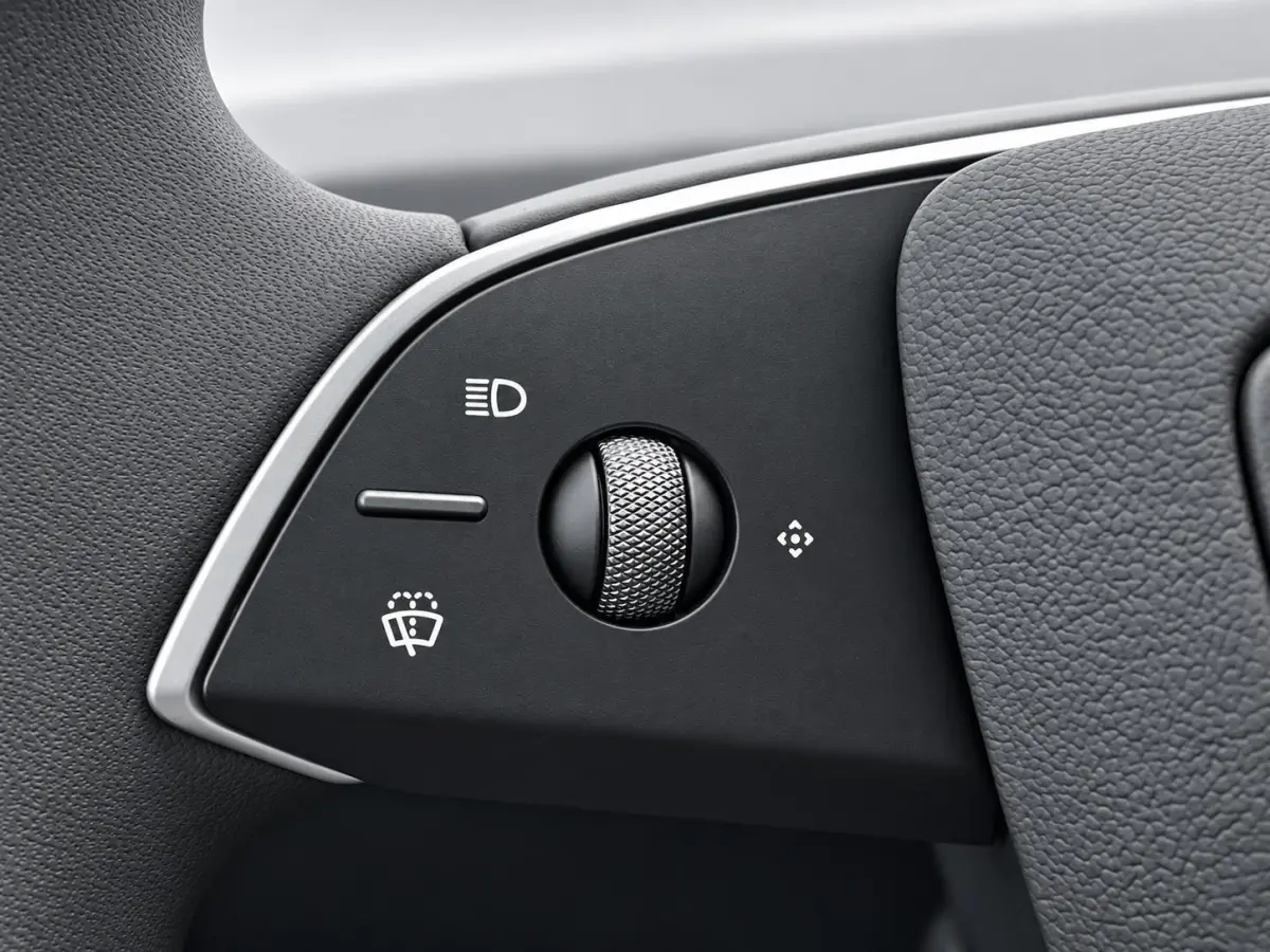 Standard RWD 58 kWh Panoramadak Navigatie Camera Adaptive Cruise Control Stoel- en stuurverwarming Dodehoekdetectie Elektrische achterklep Full Led Climate Control