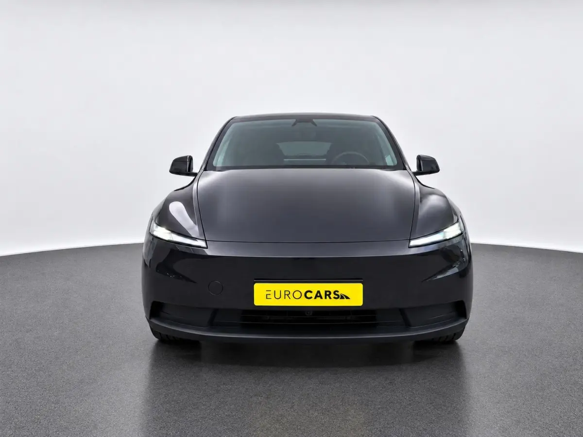 Standard RWD 58 kWh Panoramadak Navigatie Camera Adaptive Cruise Control Stoel- en stuurverwarming Dodehoekdetectie Elektrische achterklep Full Led Climate Control