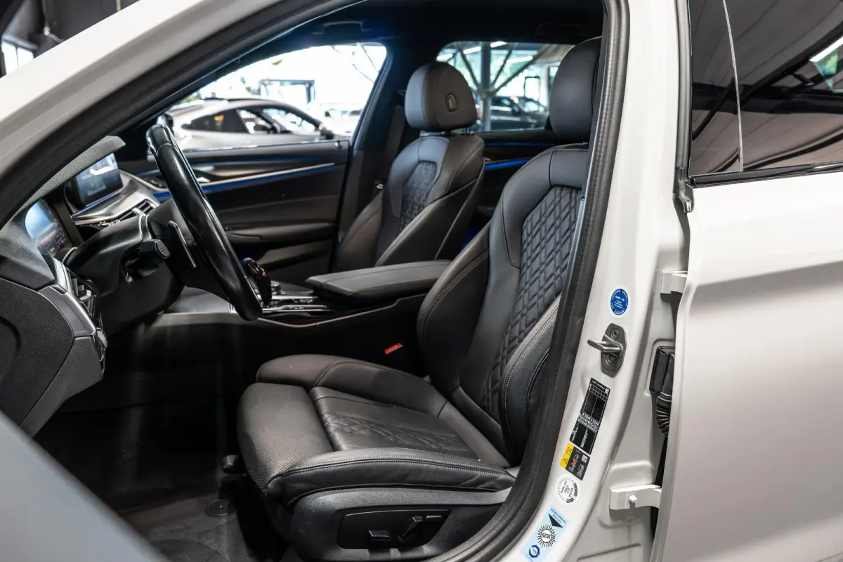 530e Executive M Sport | Standkachel | Dealer Onderhouden