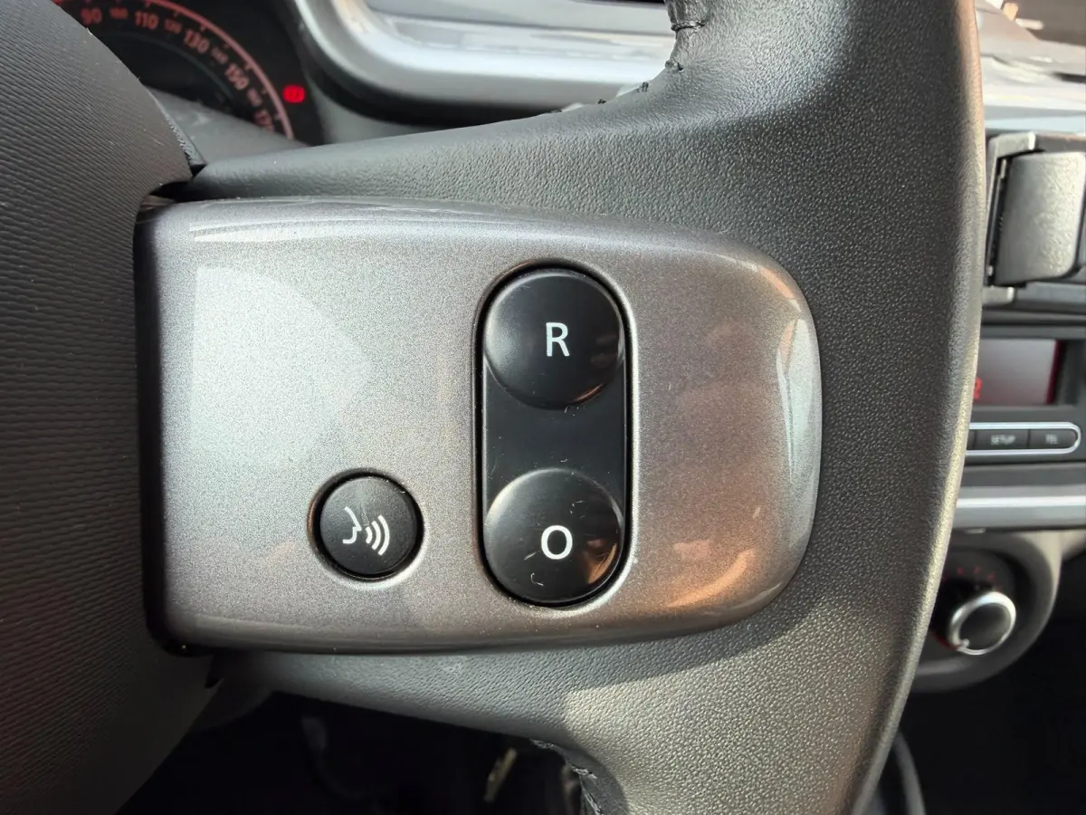 1.0 SCe Limited | AUTOMAAT | CRUISE | AIRCO | LMV | PRIVACY GLASS |
