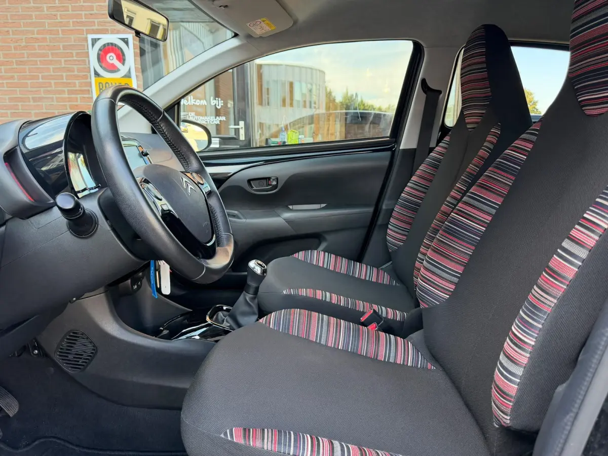 1.0 VTi Feel | 2E EIGENAAR | 82.229 KM | CARPLAY | CAMERA | AIRCO | PRIVACY GLASS |