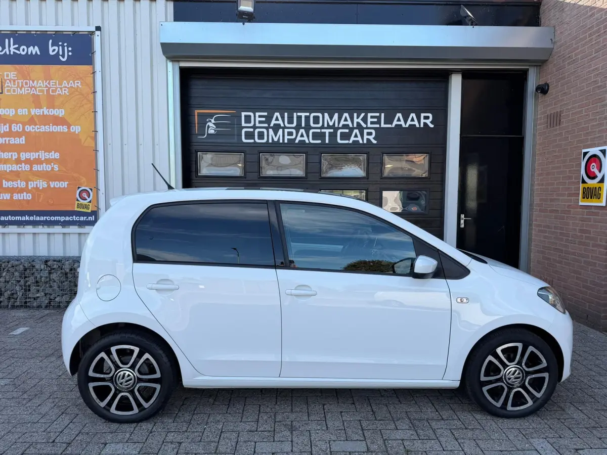 Up! 1.0 high up! BlueMotion | 2E EIGENAAR | 62.294 KM | PANO | FENDER | CRUISE |
