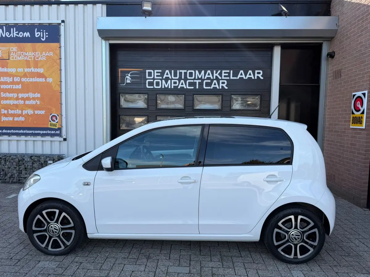 Up! 1.0 high up! BlueMotion | 2E EIGENAAR | 62.294 KM | PANO | FENDER | CRUISE |