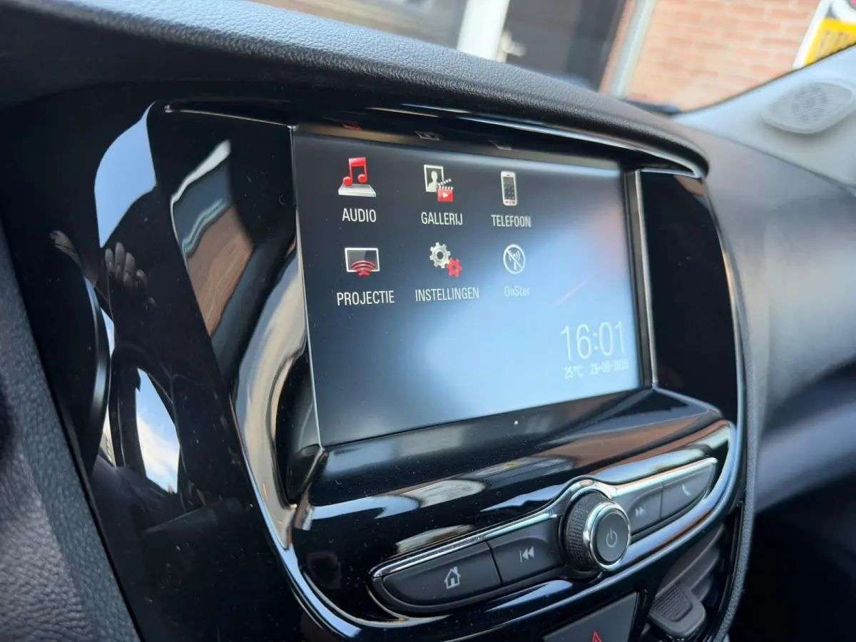 1.0 ecoFLEX Innovation | AUTOMAAT | 1E EIGENAAR | 75.326 KM | CARPLAY | PDC |