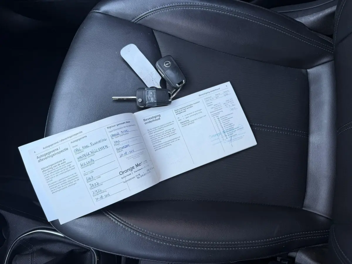 1.0 ecoFLEX Innovation | AUTOMAAT | 1E EIGENAAR | 75.326 KM | CARPLAY | PDC |