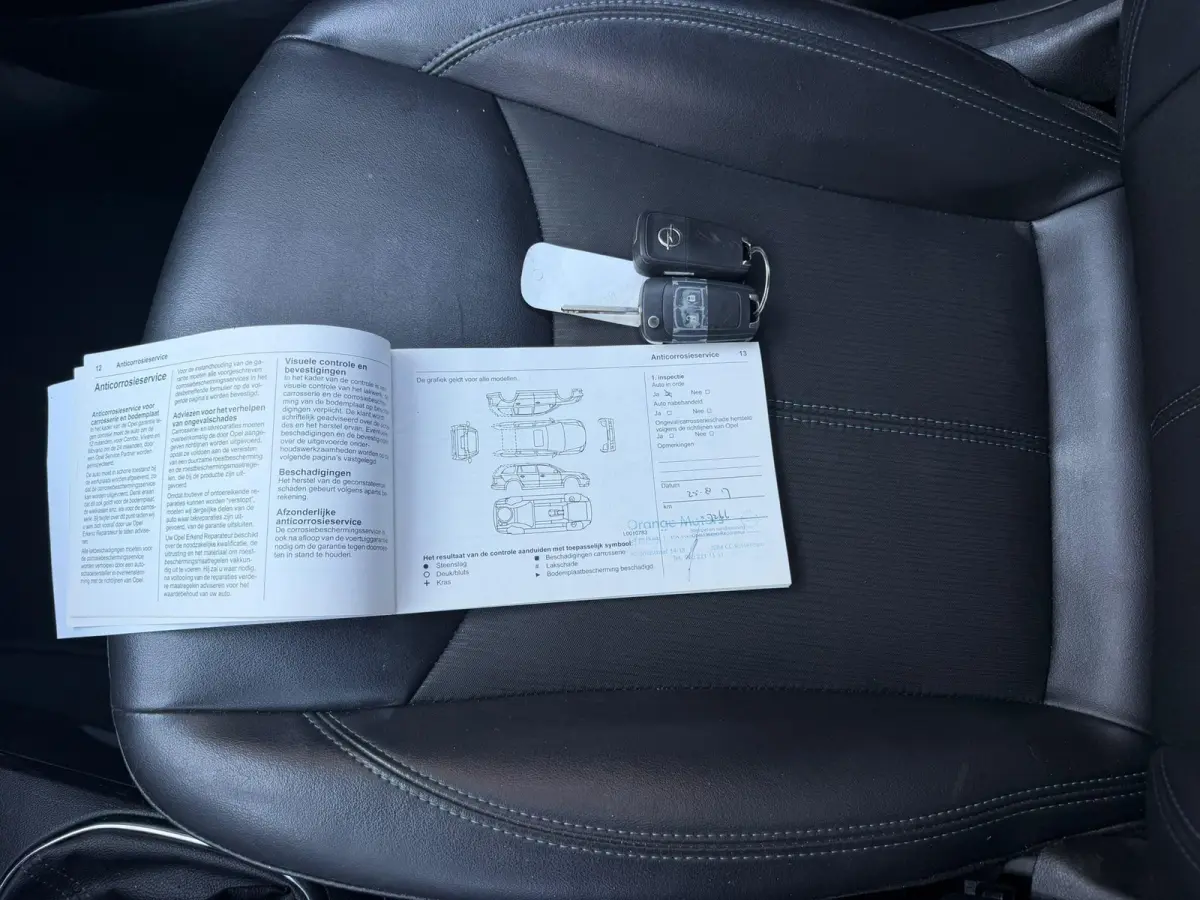 1.0 ecoFLEX Innovation | AUTOMAAT | 1E EIGENAAR | 75.326 KM | CARPLAY | PDC |