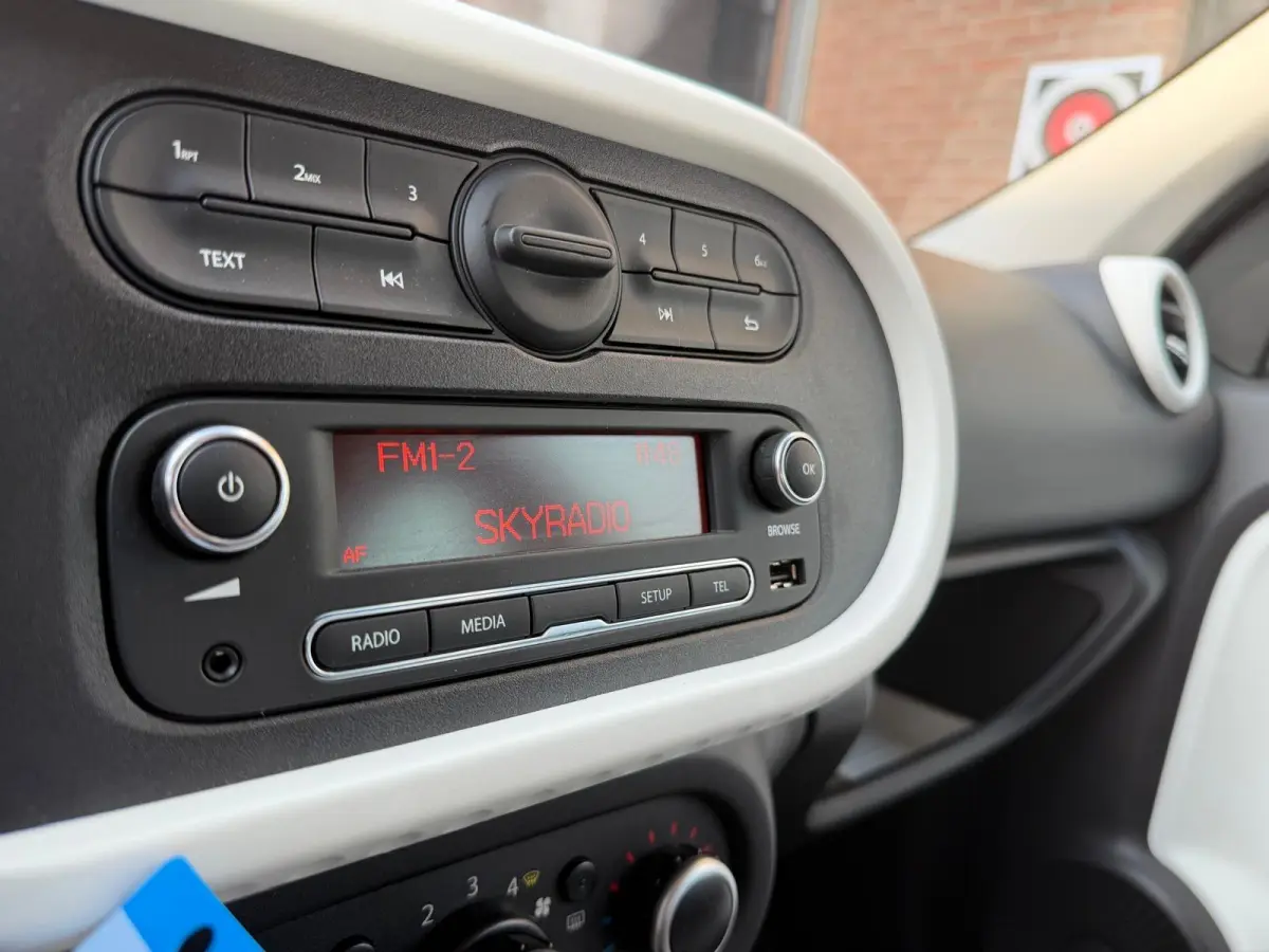 1.0 SCe Collection | AUTOMAAT | 70.433 KM | AIRCO | ANDROID UPGRADE MOGELIJK |