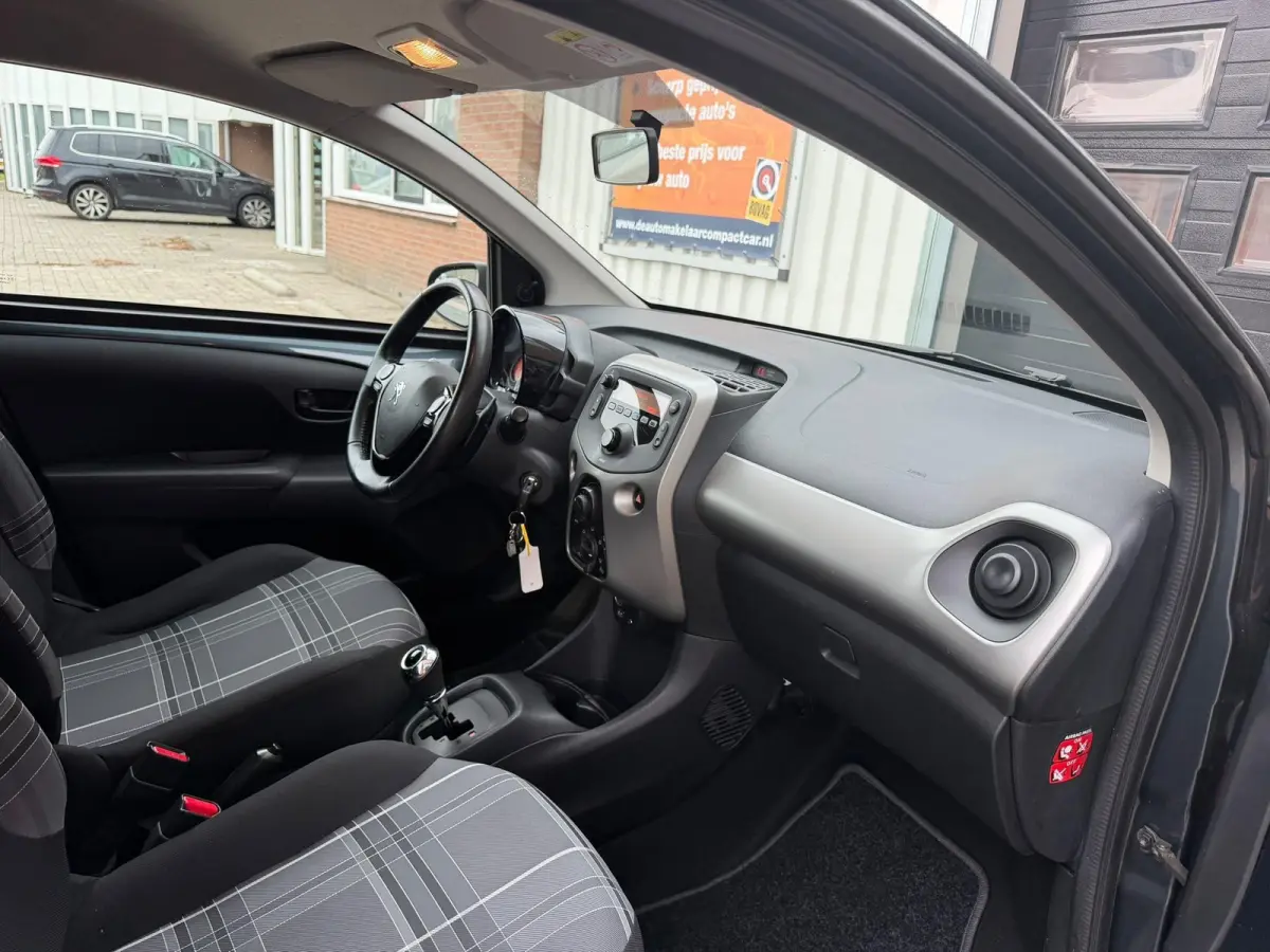 1.0 VTi Active | SLECHTS 61.608 KM | AUTOMAAT | AIRCO | ELEK.PAKKET | ANDROID UPGRADE MOGELIJK |