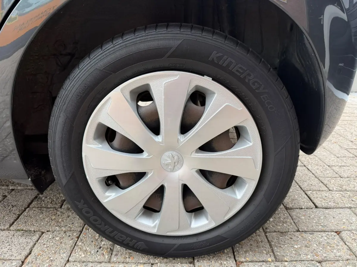 1.0 VTi Active | SLECHTS 61.608 KM | AUTOMAAT | AIRCO | ELEK.PAKKET | ANDROID UPGRADE MOGELIJK |