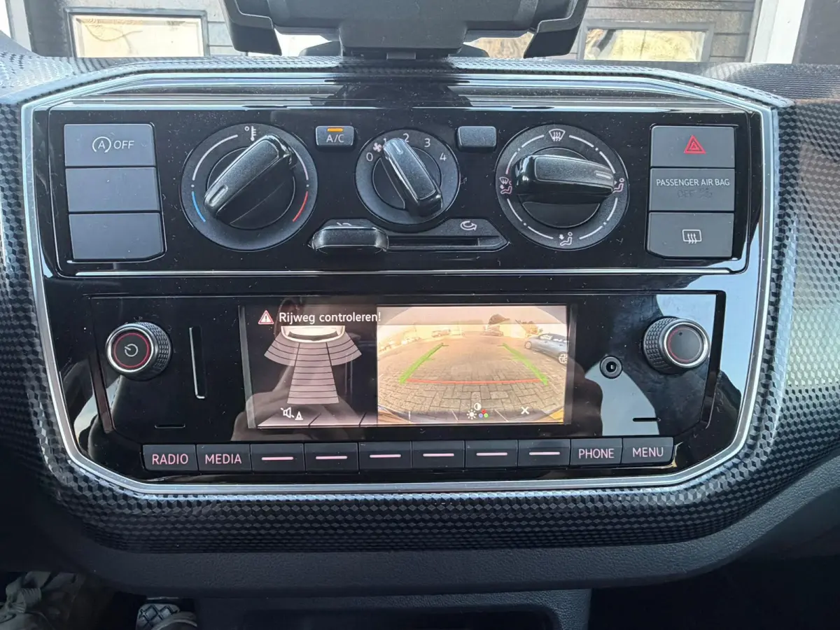Up! 1.0 BMT move up! | 90.131 KM | 2E EIGENAAR | CAMERA | CRUISE | AIRCO | LMV |