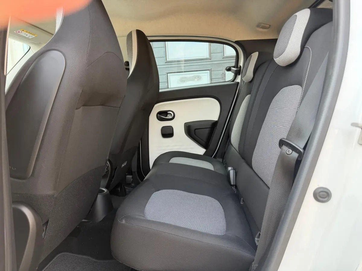 1.0 SCe Collection | AUTOMAAT | 48.135 KM | AIRCO | ANDROID UPGRADE MOGELIJK |