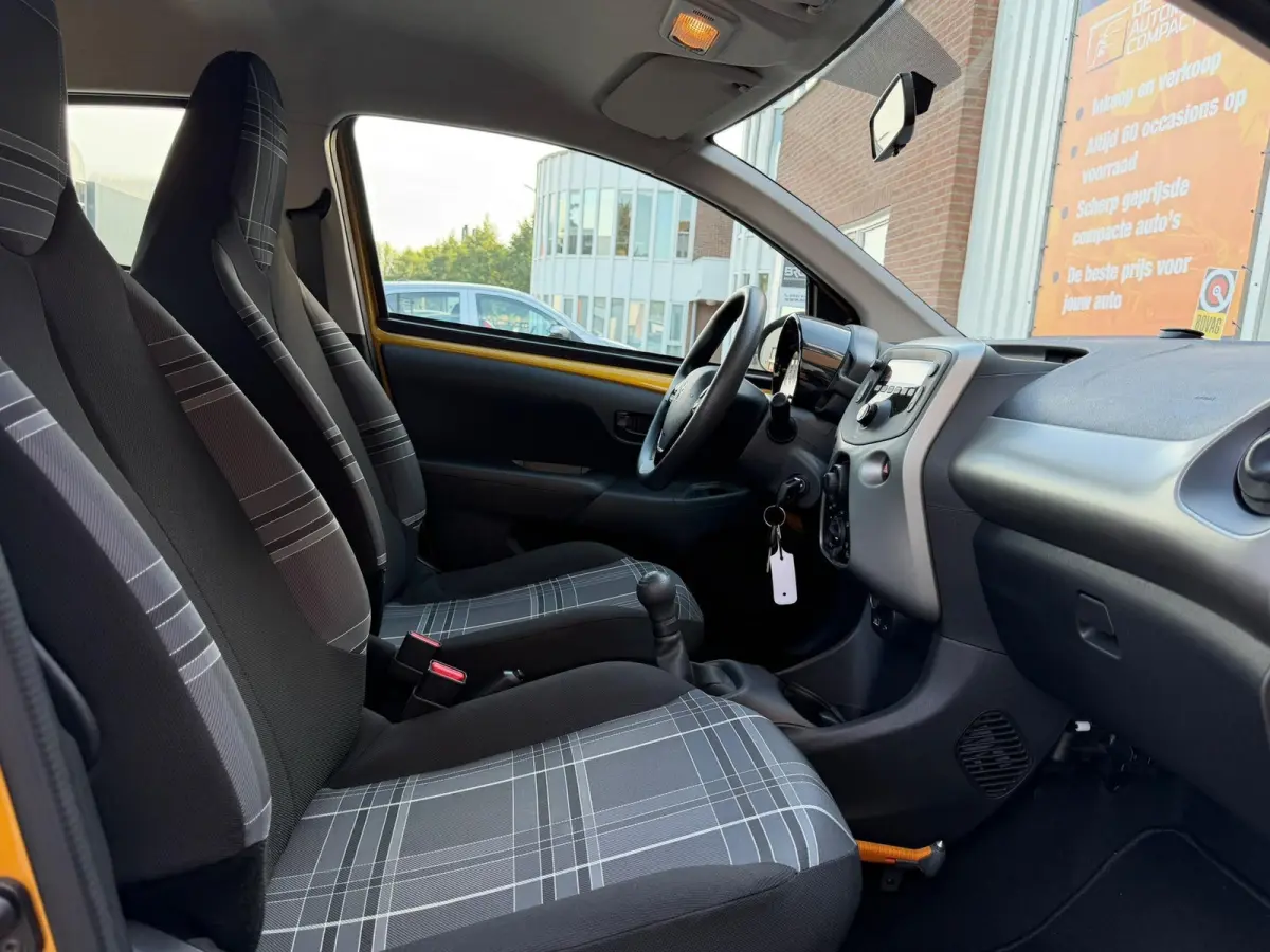 1.0 e-VTi Blue Lion | 1E EIGENAAR | SLECHTS 49.044 KM | AIRCO | LMV |