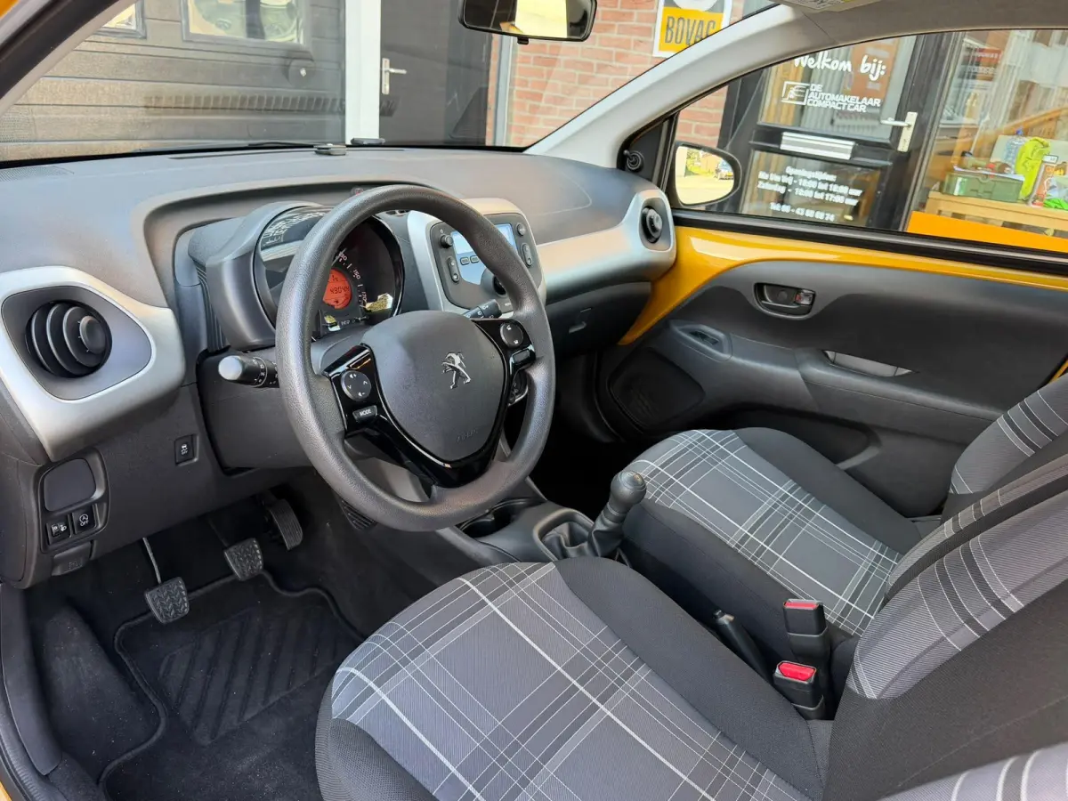 1.0 e-VTi Blue Lion | 1E EIGENAAR | SLECHTS 49.044 KM | AIRCO | LMV |