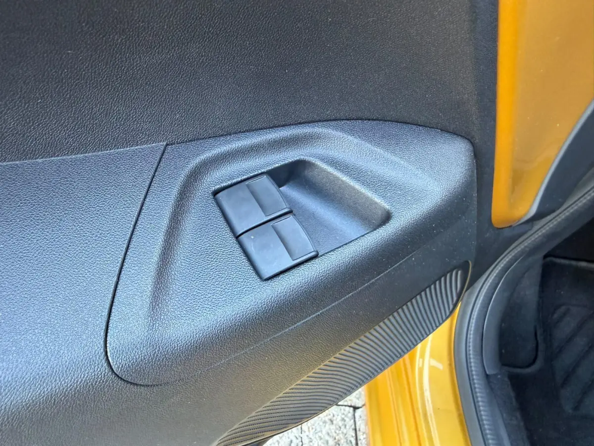 1.0 e-VTi Blue Lion | 1E EIGENAAR | SLECHTS 49.044 KM | AIRCO | LMV |