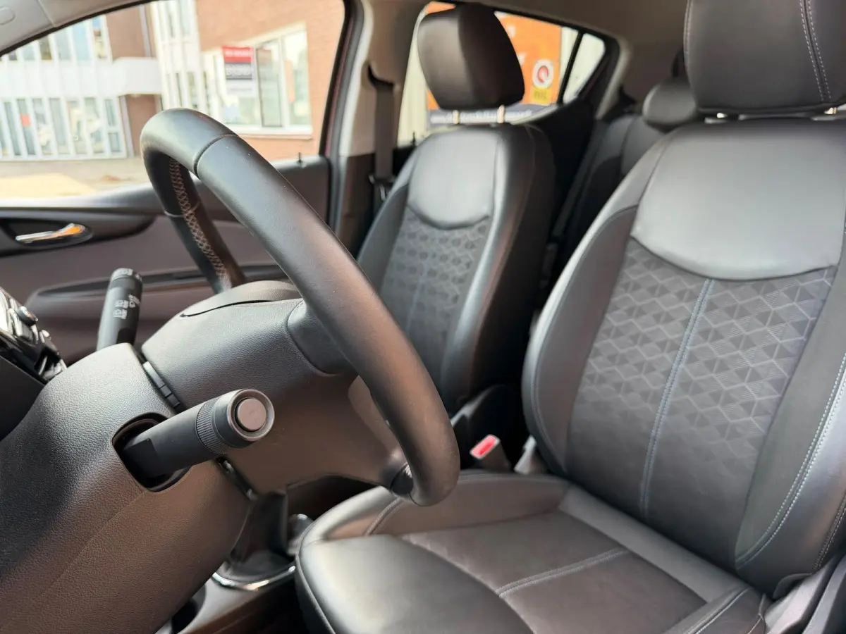 1.0 ecoFLEX Innovation | 1E EIGENAAR | 49.923 KM | CARPLAY | STOELVERW. | CLIMATE |