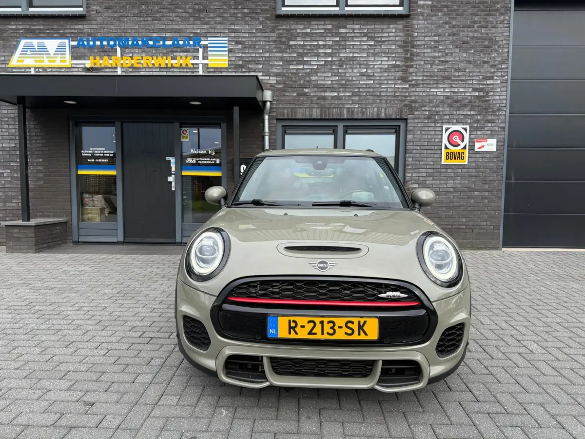Mini 2.0 John Works Chili | 1E EIGENAAR | 3/6/12MND GARANTIE | 230PK | PANO | ACC | CARPLAY | LED | HEAD-UP | NAVI | DAB |