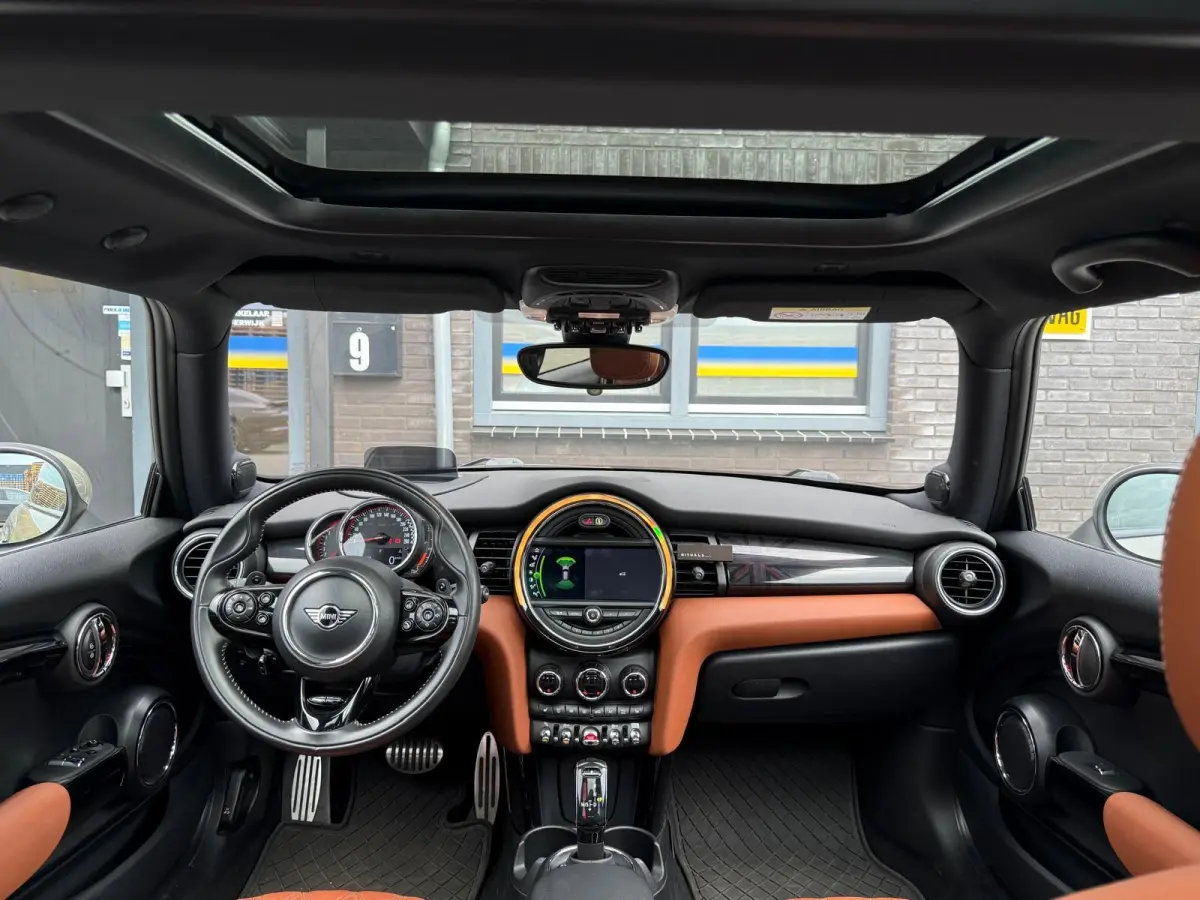 Mini 2.0 John Works Chili | 1E EIGENAAR | 3/6/12MND GARANTIE | 230PK | PANO | ACC | CARPLAY | LED | HEAD-UP | NAVI | DAB |
