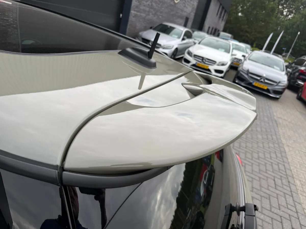 Mini 2.0 John Works Chili | 1E EIGENAAR | 3/6/12MND GARANTIE | 230PK | PANO | ACC | CARPLAY | LED | HEAD-UP | NAVI | DAB |