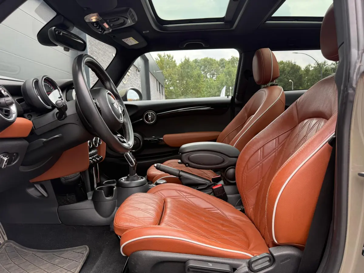 Mini 2.0 John Works Chili | 1E EIGENAAR | 3/6/12MND GARANTIE | 230PK | PANO | ACC | CARPLAY | LED | HEAD-UP | NAVI | DAB |