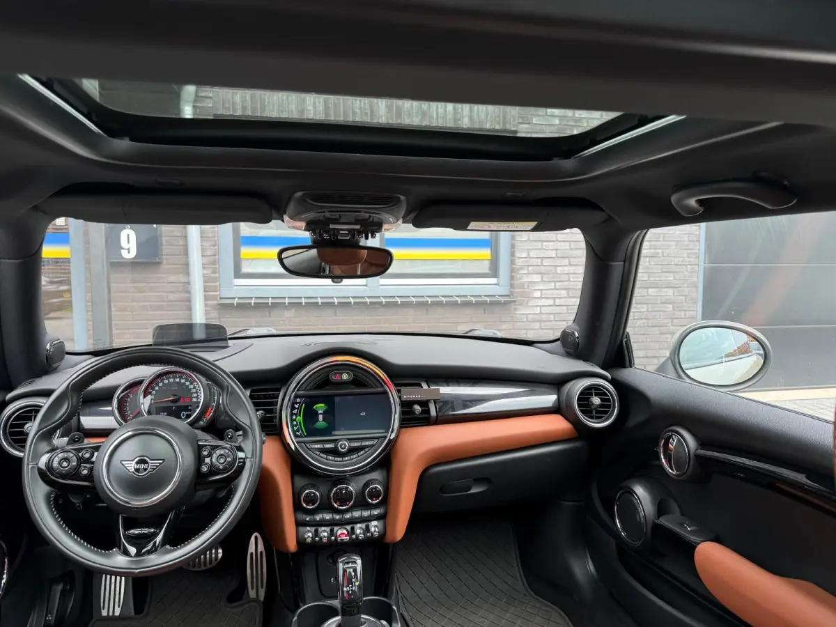 Mini 2.0 John Works Chili | 1E EIGENAAR | 3/6/12MND GARANTIE | 230PK | PANO | ACC | CARPLAY | LED | HEAD-UP | NAVI | DAB |