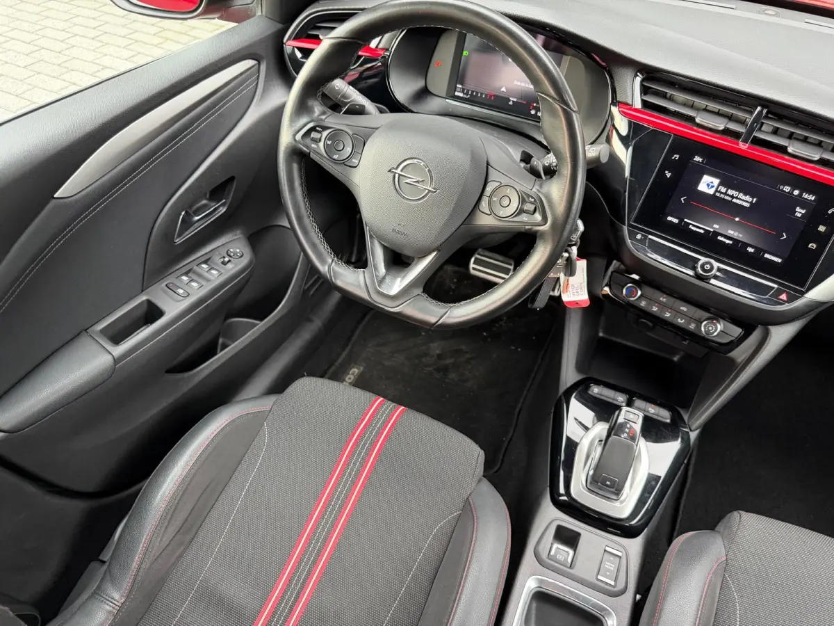 1.2 GS Line 100PK | 1E EIGENAAR | 3/6/12MND GARANTIE | AUTOMAAT | LED | NAVI | DAB | CARPLAY | DODE HOEK |