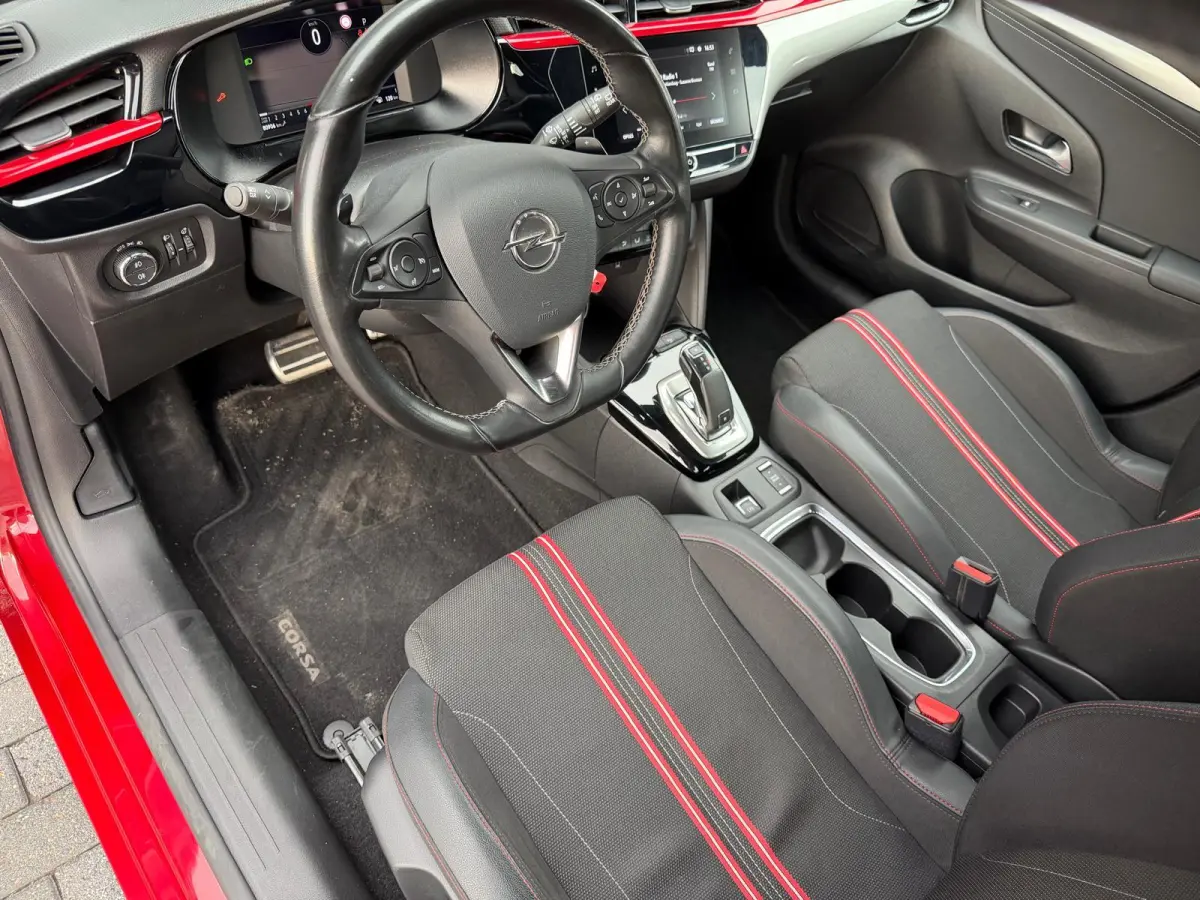 1.2 GS Line 100PK | 1E EIGENAAR | 3/6/12MND GARANTIE | AUTOMAAT | LED | NAVI | DAB | CARPLAY | DODE HOEK |