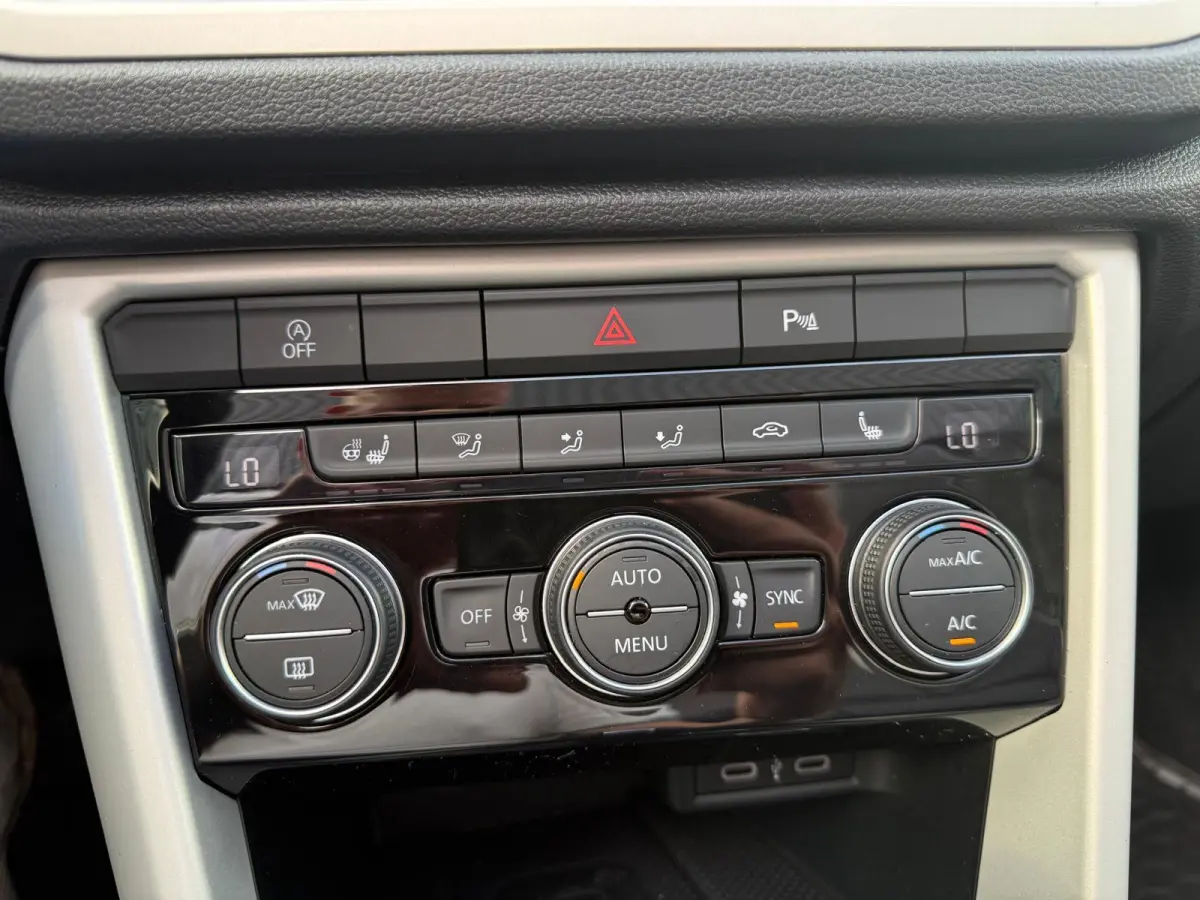 1.5 TSI Style | 2E EIGENAAR | 3/6/12 MND GARANTIE | AUTOMAAT | DIGITAL DASH | ACC | LED | CARPLAY | DAB | STOEL/STUUR VERW. |