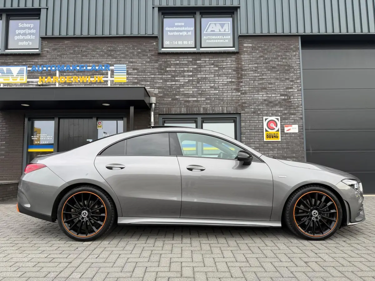 220 4MATIC | 1E EIGENAAR | 3/6/12 MND GARANTIE | PANO | LED | CRUISE | BURMESTER | CAMERA | STOELVERWM. |