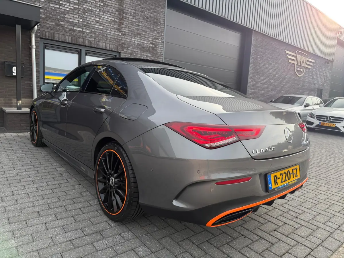 220 4MATIC | 1E EIGENAAR | 3/6/12 MND GARANTIE | PANO | LED | CRUISE | BURMESTER | CAMERA | STOELVERWM. |