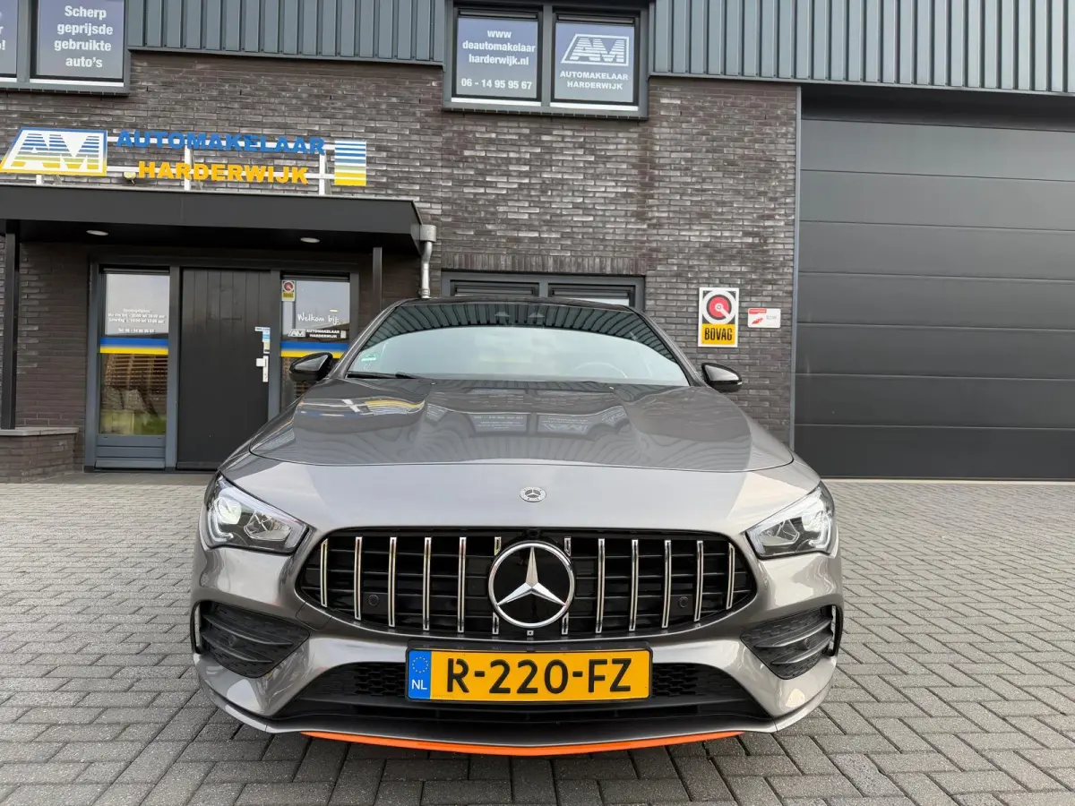 220 4MATIC | 1E EIGENAAR | 3/6/12 MND GARANTIE | PANO | LED | CRUISE | BURMESTER | CAMERA | STOELVERWM. |