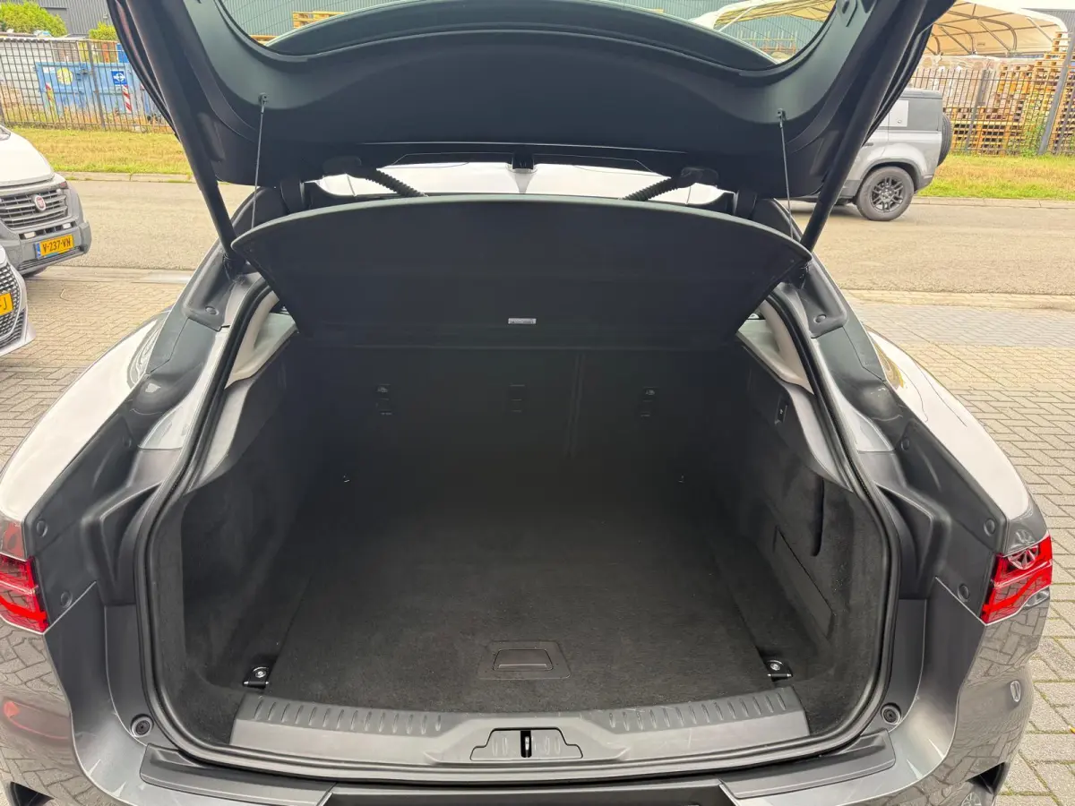 EV400 Business Edition S 90 kWh | 1E EIGENAAR | 3/6/12 MND GARANTIE | SOH 92% | DAB | CARPLAY | LED | PANO| CRUISE | STOELVERW. |