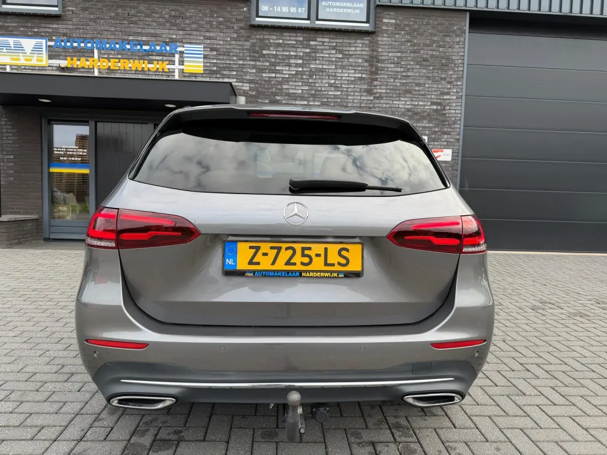 180 Business Solution AMG | 1E EIGENAAR | 3/6/12MND GARANTIE | LEDER | LED | AUTOMAAT | DAB | CARPLAY | CRUISE | CLIMA | STOELVERWM. |