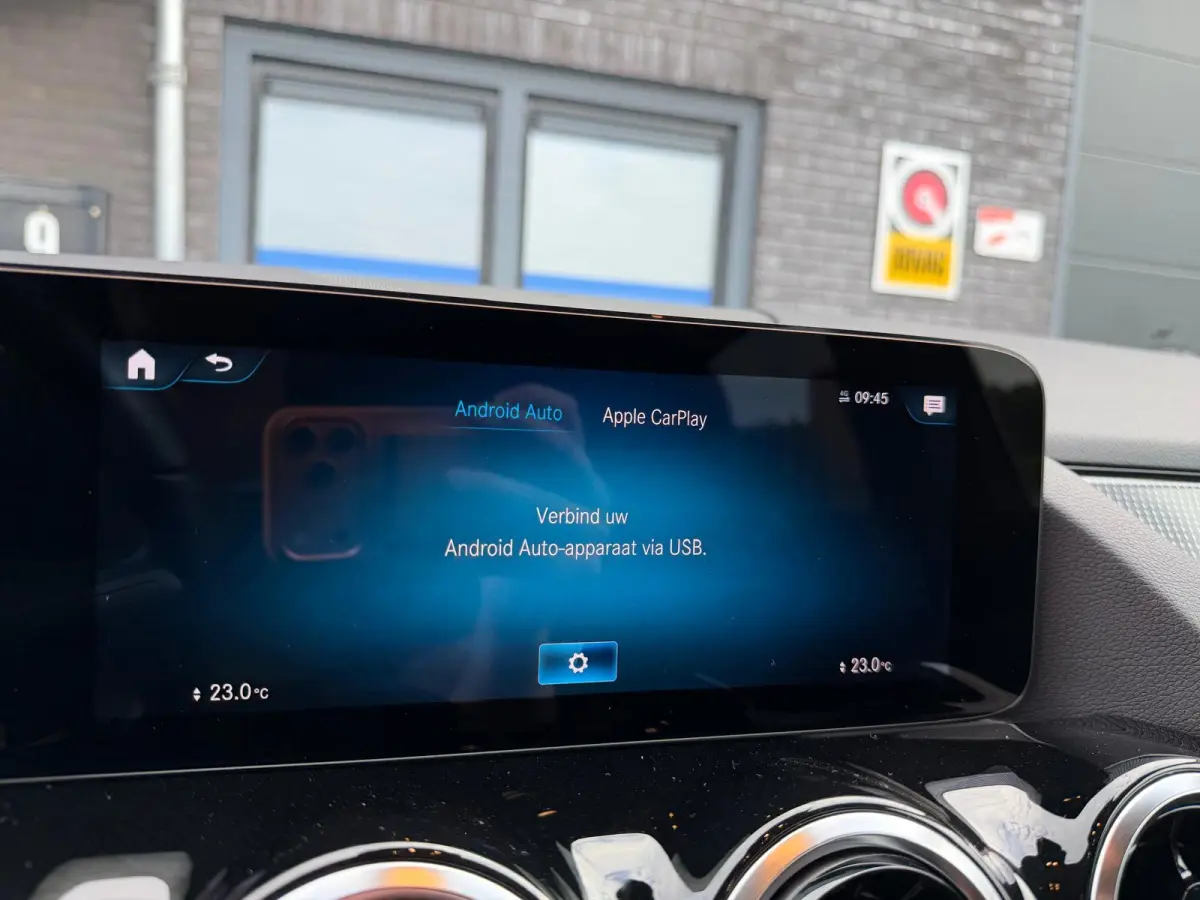 180 Business Solution AMG | 1E EIGENAAR | 3/6/12MND GARANTIE | LEDER | LED | AUTOMAAT | DAB | CARPLAY | CRUISE | CLIMA | STOELVERWM. |