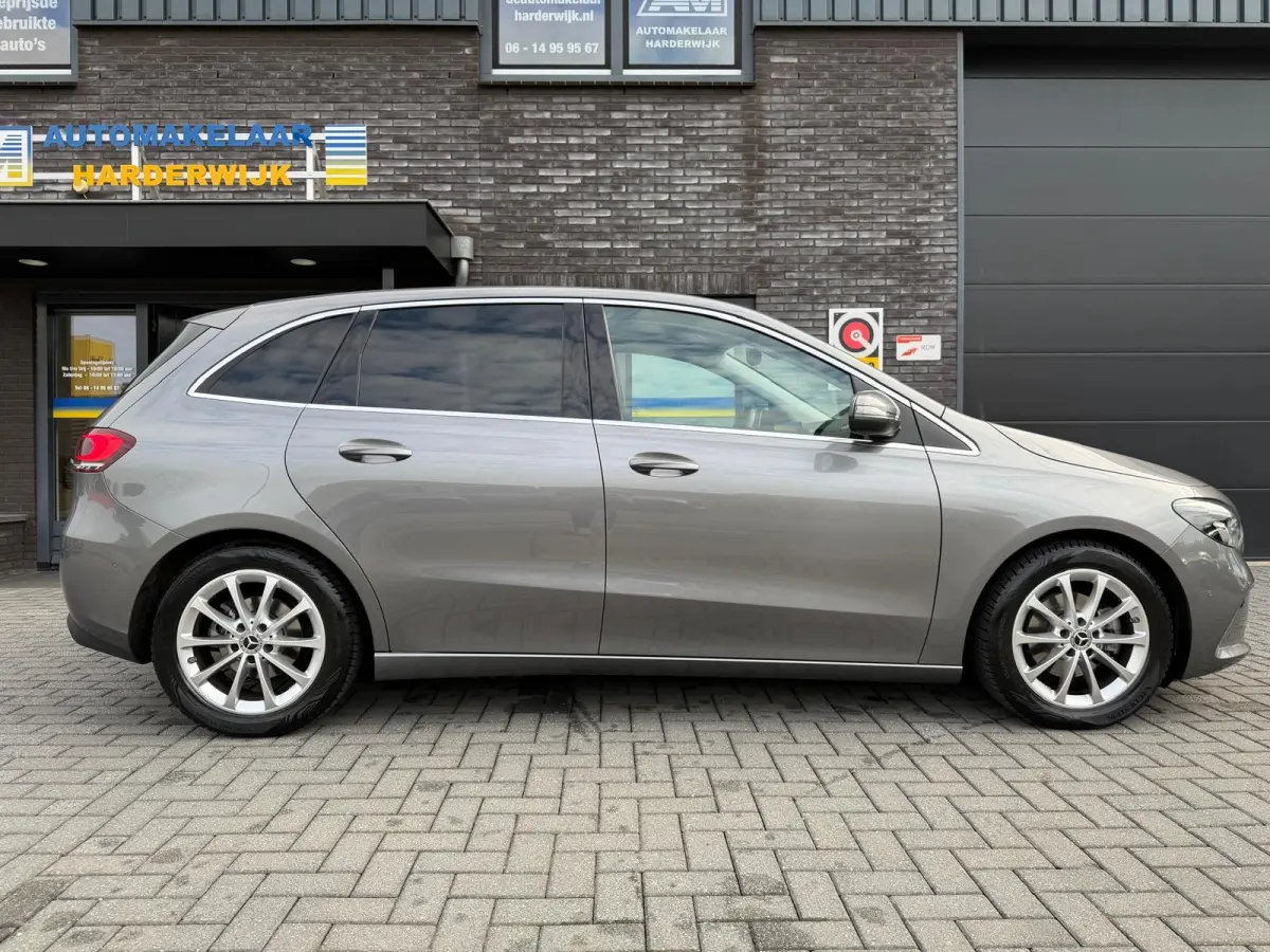 180 Business Solution AMG | 1E EIGENAAR | 3/6/12MND GARANTIE | LEDER | LED | AUTOMAAT | DAB | CARPLAY | CRUISE | CLIMA | STOELVERWM. |