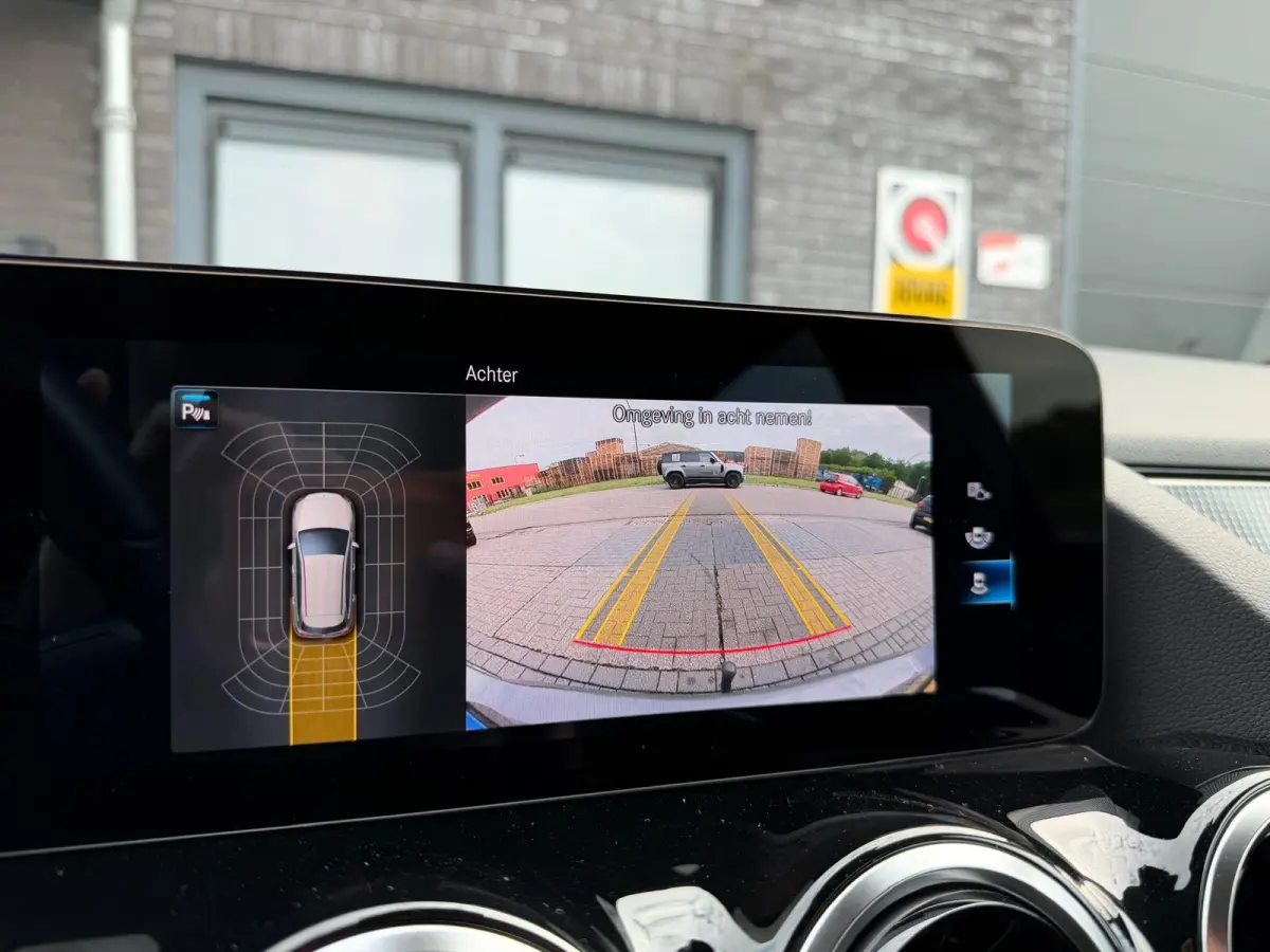 180 Business Solution AMG | 1E EIGENAAR | 3/6/12MND GARANTIE | LEDER | LED | AUTOMAAT | DAB | CARPLAY | CRUISE | CLIMA | STOELVERWM. |