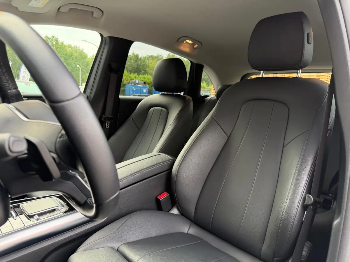 180 Business Solution AMG | 1E EIGENAAR | 3/6/12MND GARANTIE | LEDER | LED | AUTOMAAT | DAB | CARPLAY | CRUISE | CLIMA | STOELVERWM. |