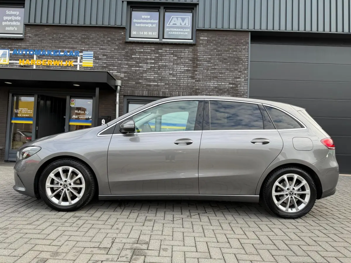 180 Business Solution AMG | 1E EIGENAAR | 3/6/12MND GARANTIE | LEDER | LED | AUTOMAAT | DAB | CARPLAY | CRUISE | CLIMA | STOELVERWM. |