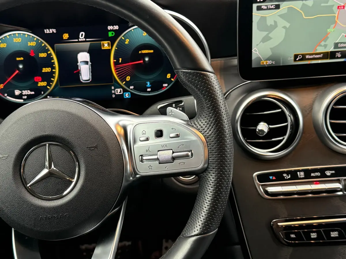 200d Premium | 3/6/12MND GARANTIE | AUTOMAAT | LED | BURMESTER | CARPLAY | NAVI | CRUISE | MAT | NL AUTO |