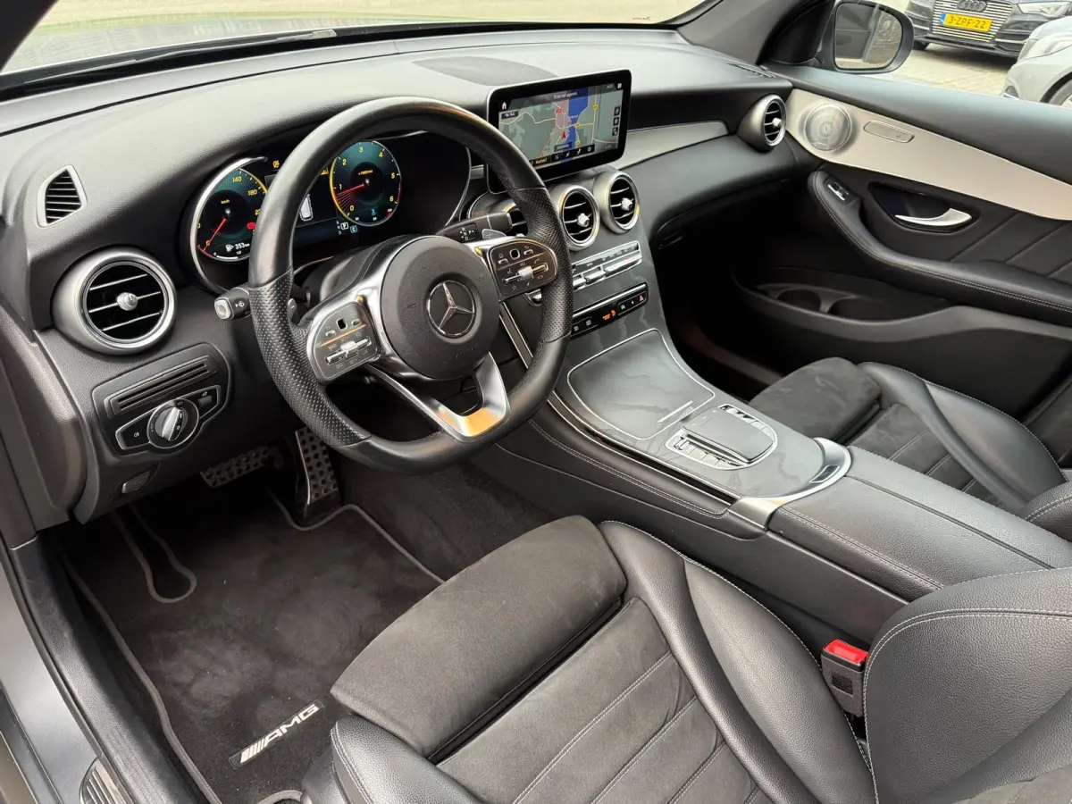 200d Premium | 3/6/12MND GARANTIE | AUTOMAAT | LED | BURMESTER | CARPLAY | NAVI | CRUISE | MAT | NL AUTO |