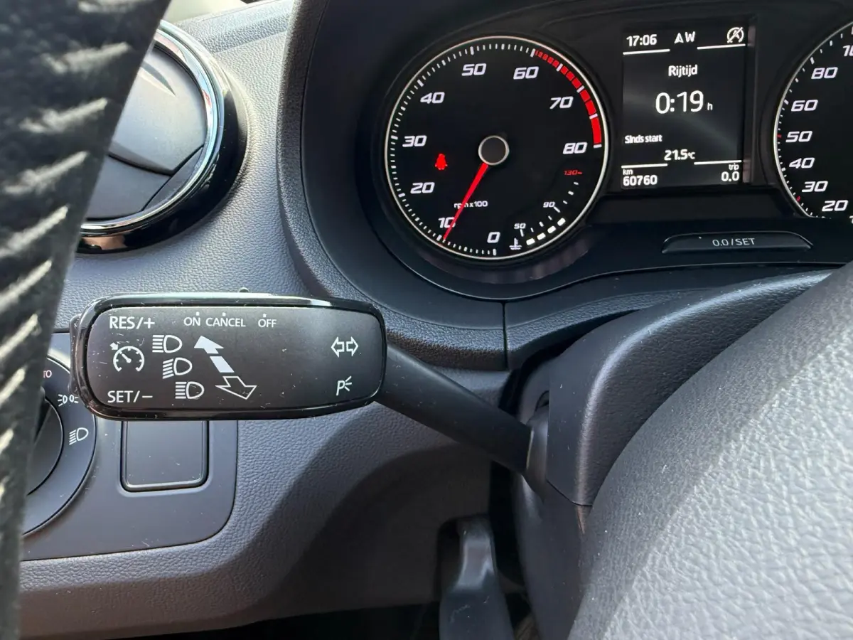 1.0 EcoTSI Style Connect | 1E EIGENAAR | 3/6/12MND GARANTIE | AUTOMAAT | LED | NAVI | CARPLAY | CRUISE | DAB |