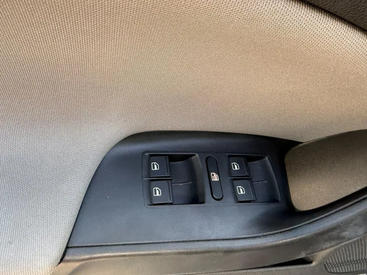 1.0 EcoTSI Style Connect | 1E EIGENAAR | 3/6/12MND GARANTIE | AUTOMAAT | LED | NAVI | CARPLAY | CRUISE | DAB |