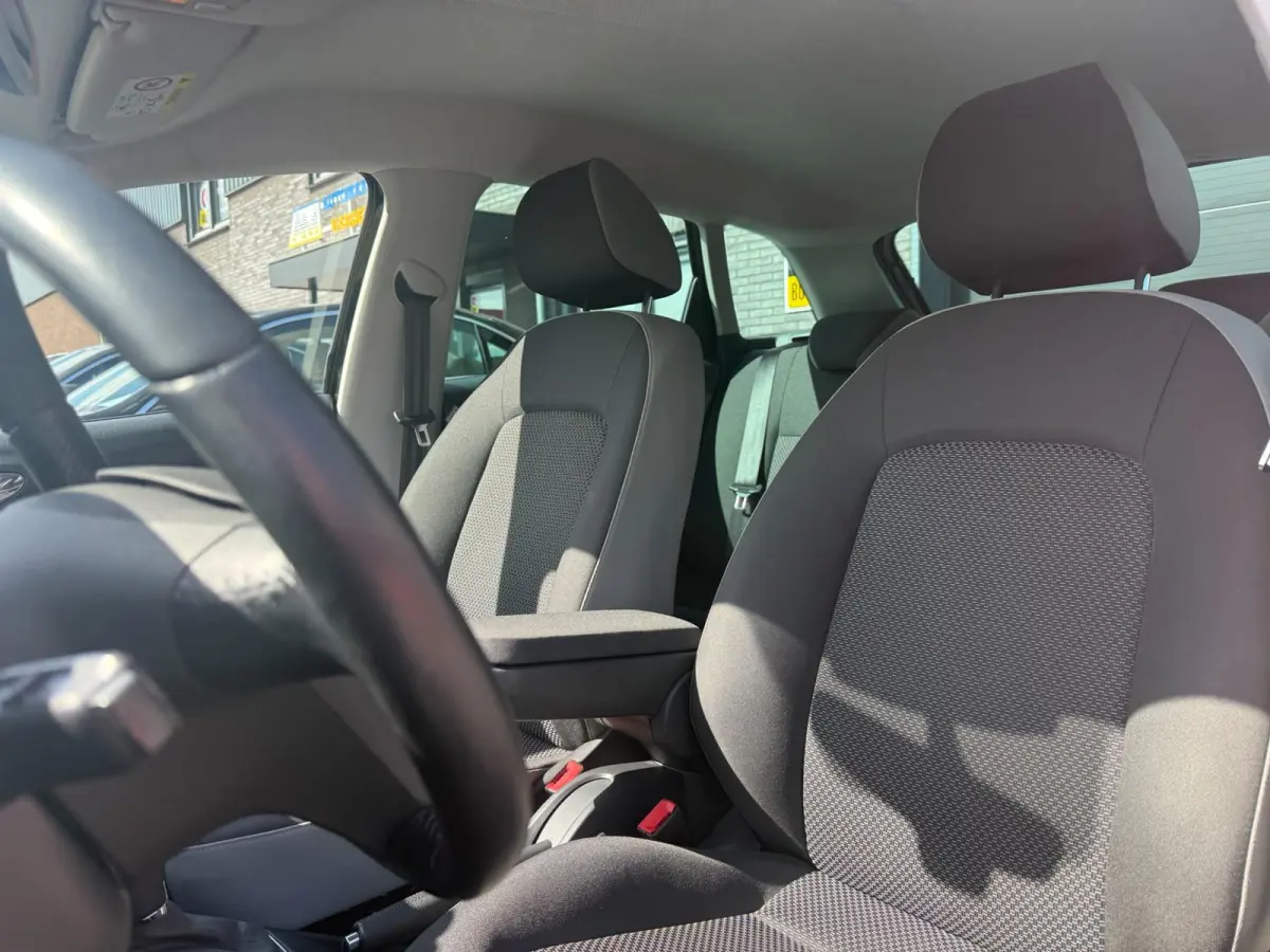 1.0 EcoTSI Style Connect | 1E EIGENAAR | 3/6/12MND GARANTIE | AUTOMAAT | LED | NAVI | CARPLAY | CRUISE | DAB |