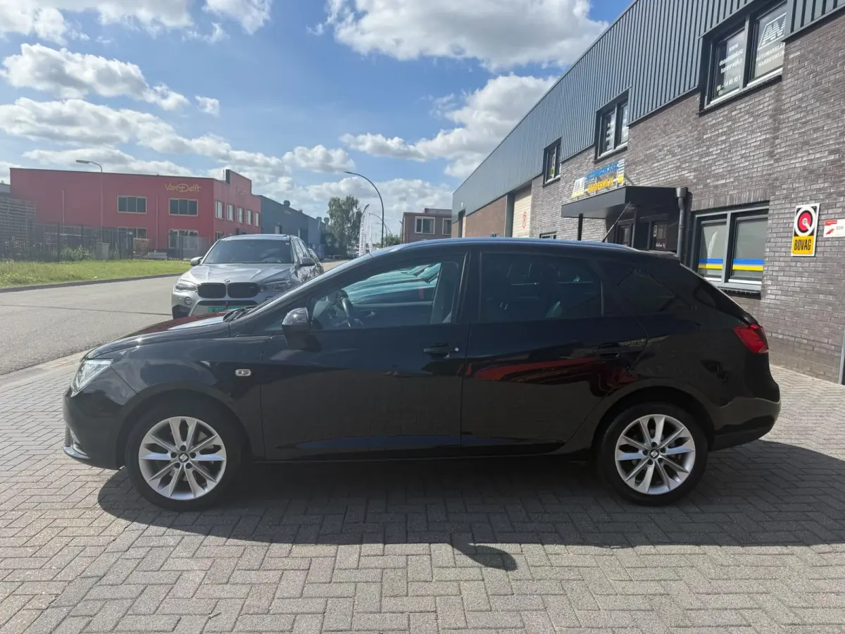 1.0 EcoTSI Style Connect | 1E EIGENAAR | 3/6/12MND GARANTIE | AUTOMAAT | LED | NAVI | CARPLAY | CRUISE | DAB |