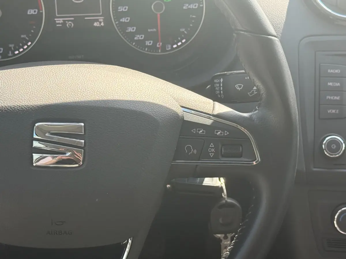 1.0 EcoTSI Style Connect | 1E EIGENAAR | 3/6/12MND GARANTIE | AUTOMAAT | LED | NAVI | CARPLAY | CRUISE | DAB |
