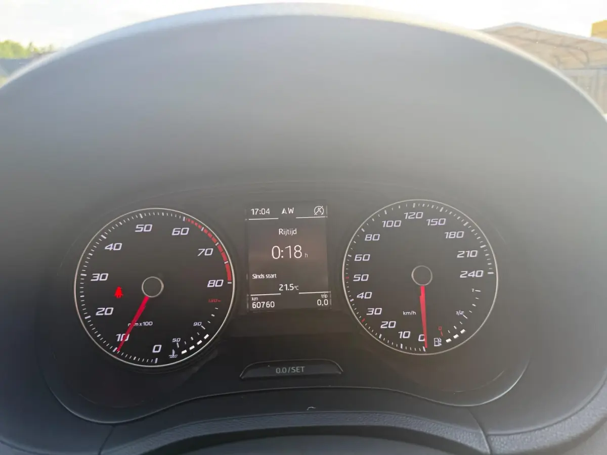 1.0 EcoTSI Style Connect | 1E EIGENAAR | 3/6/12MND GARANTIE | AUTOMAAT | LED | NAVI | CARPLAY | CRUISE | DAB |