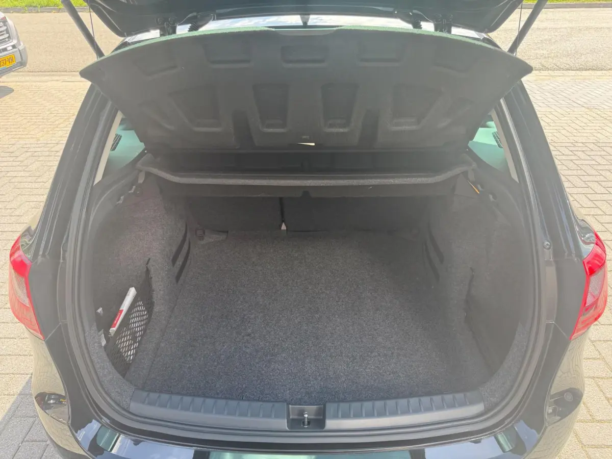 1.0 EcoTSI Style Connect | 1E EIGENAAR | 3/6/12MND GARANTIE | AUTOMAAT | LED | NAVI | CARPLAY | CRUISE | DAB |