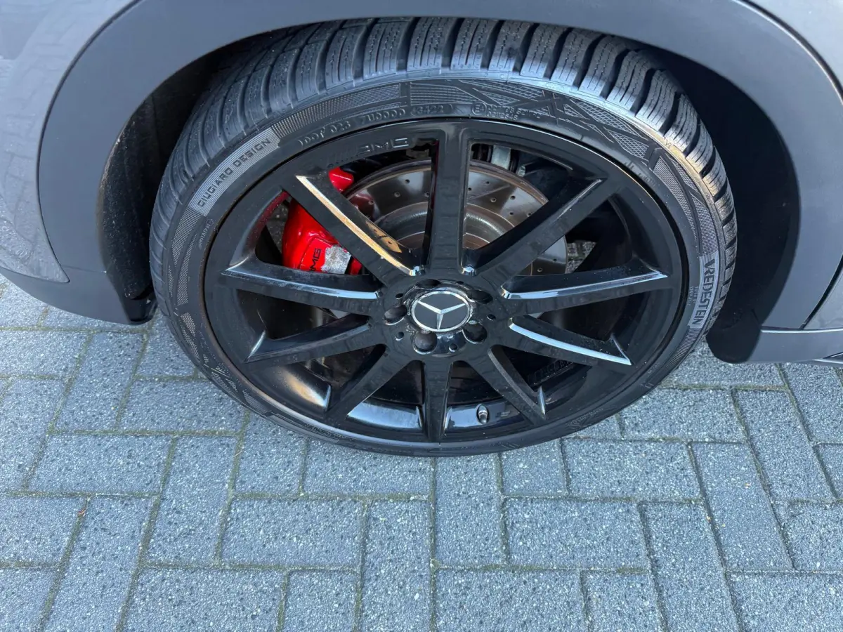 AMG 45 4MATIC | PANO | XENON | CRUISE | CAMERA | MEMORY | NAVI | LMV | HARMAN KARDON |